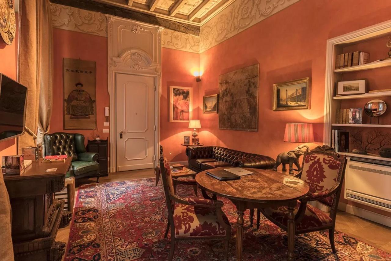 Italianway - Borgonuovo 12 Appartement Milaan Buitenkant foto