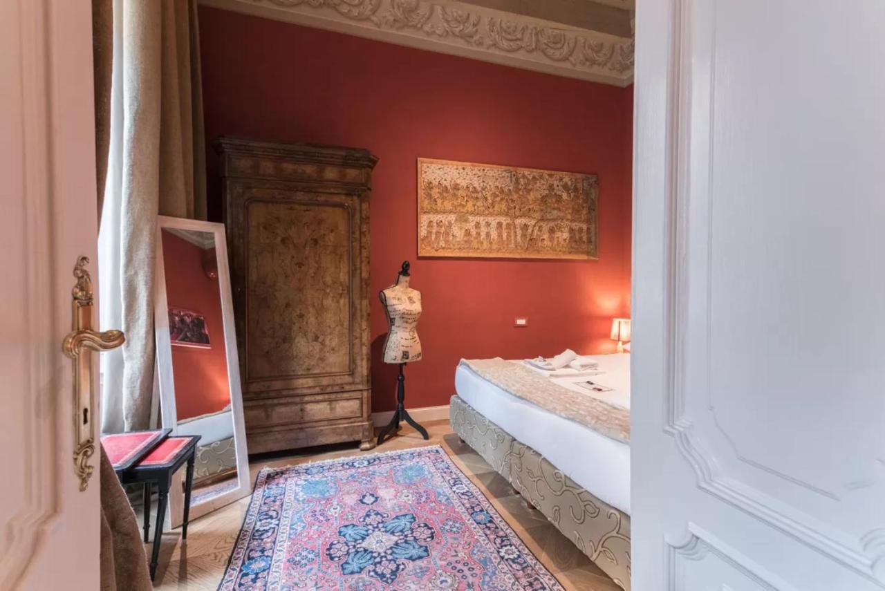 Italianway - Borgonuovo 12 Appartement Milaan Buitenkant foto